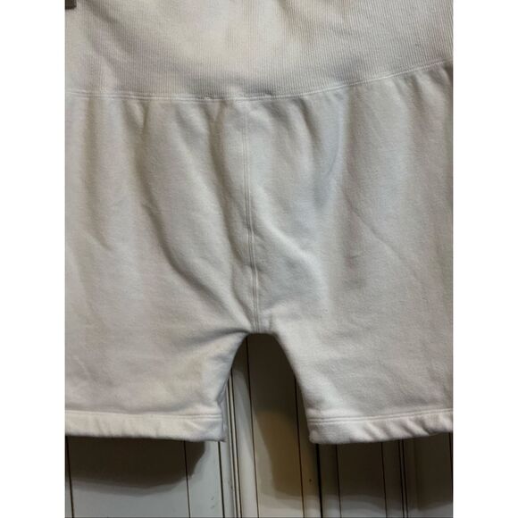 ZARA Women's High Waisted Stretchy Lounge Seamless Shorts White Medium - Picture 4 of 7